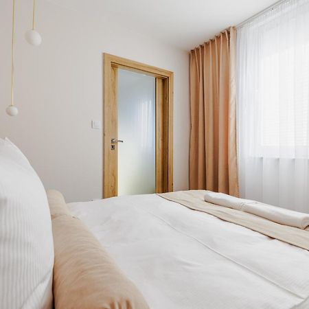 Aparthotel Cisza I Spokoj Raszyn Zewnętrze zdjęcie